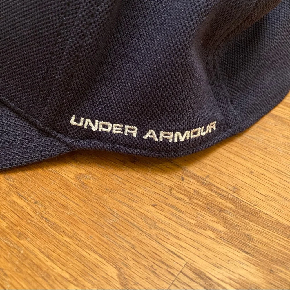 EUC Under Armour Heat Gear Stretch Fit Youth Baseball Cap